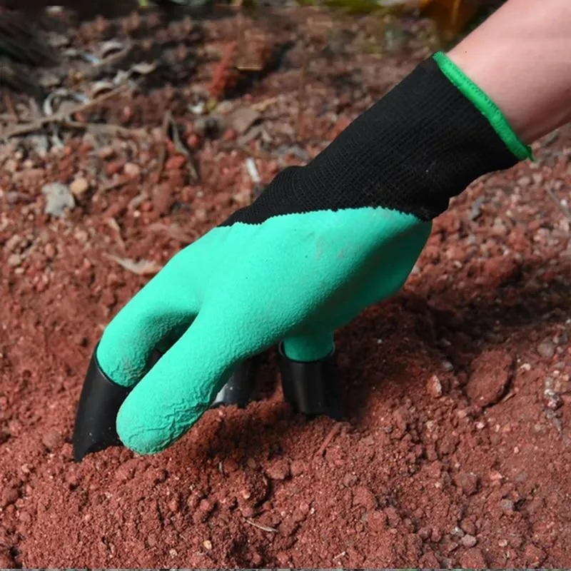 Gardening Gloves with Fingertip Claws
