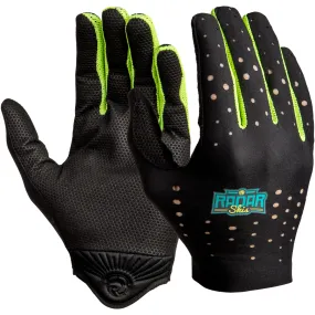 Radar 2024 Range Glove